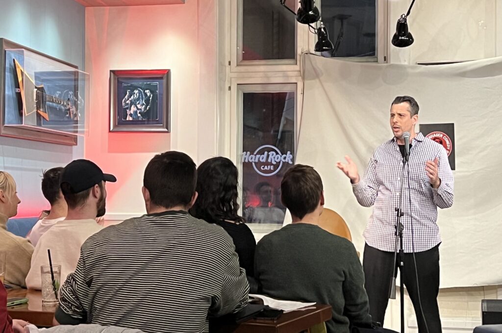 Comedians engage in crowd work