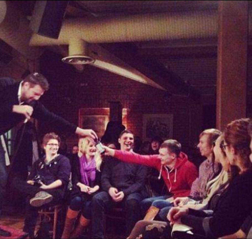 Making new friends one joke at a time!